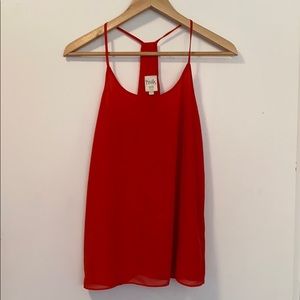 Red cami